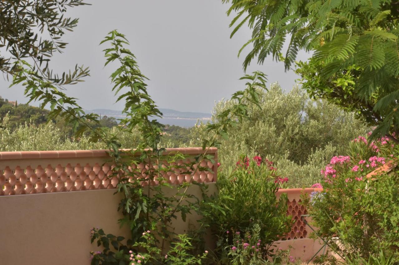 Petit Mas Au Paradis Avec Piscine Pour 6 Personnes La Londe-les-Maures Kültér fotó