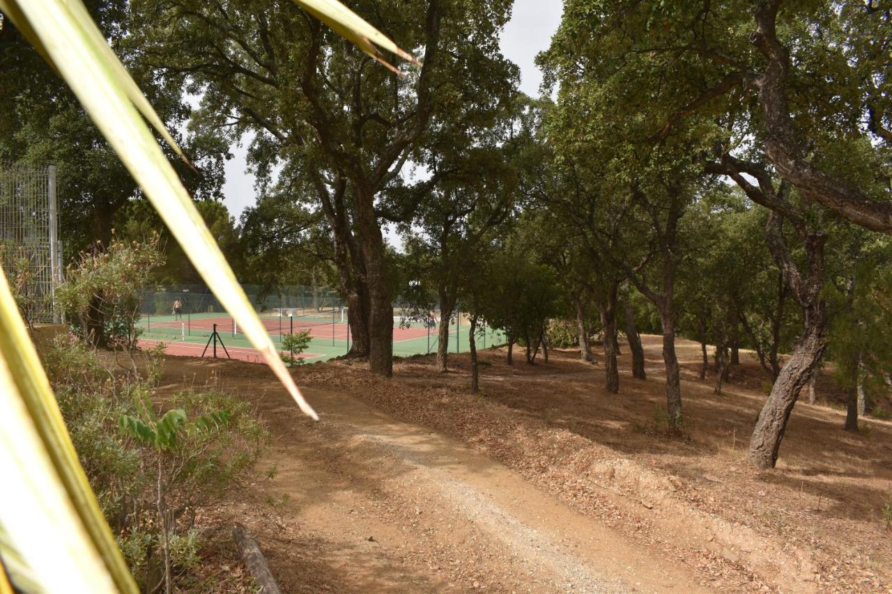 Petit Mas Au Paradis Avec Piscine Pour 6 Personnes La Londe-les-Maures Kültér fotó